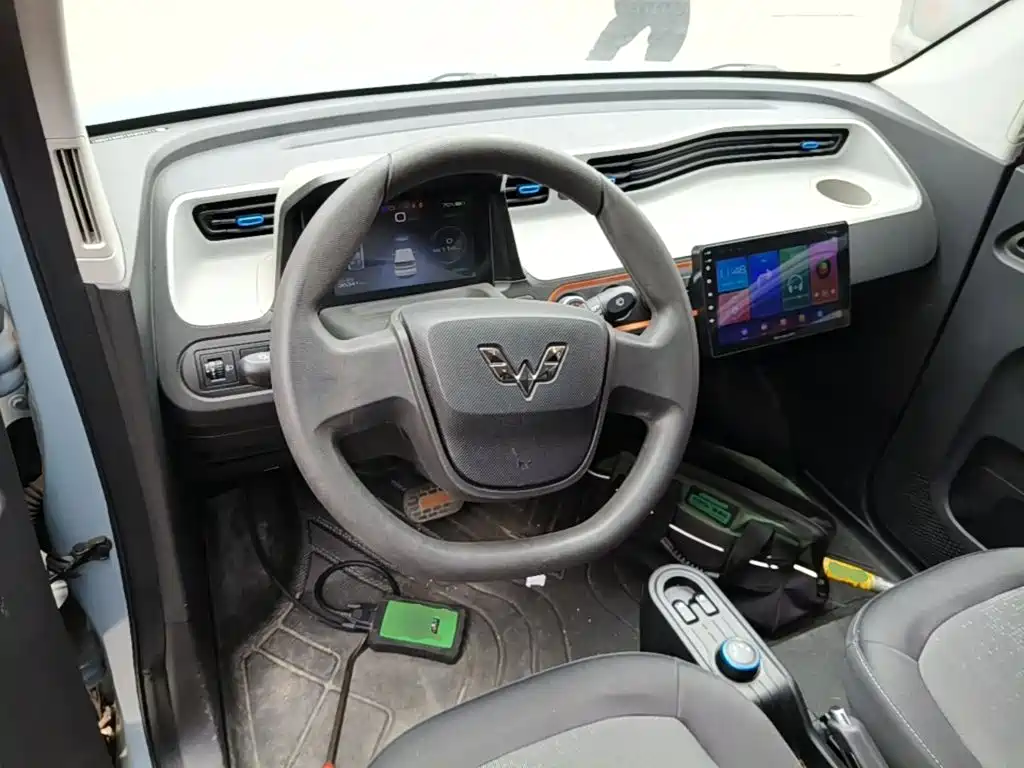 Wuling MINIEV — миниатюра 11
