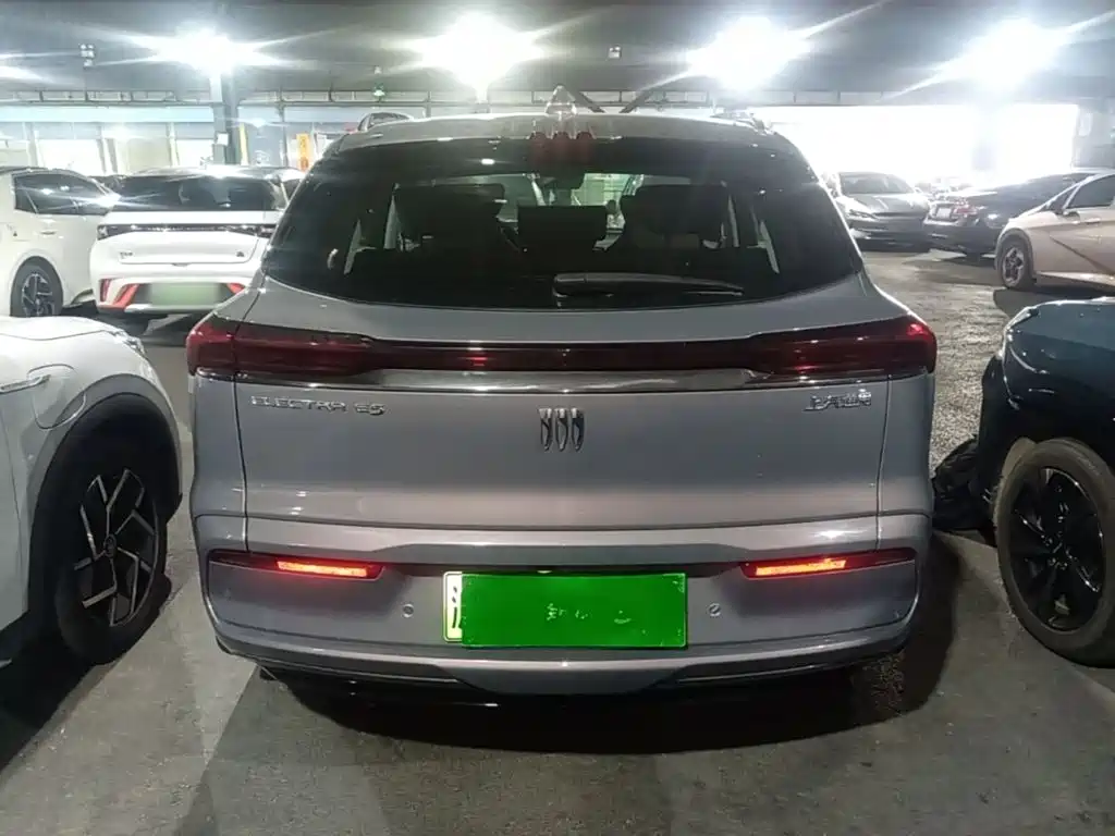 Buick E5 — миниатюра 6
