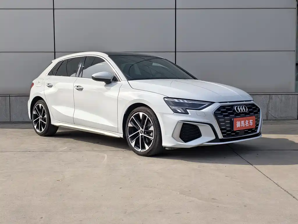 Audi A3 2022 Sportback 35 TFSI Fashion Sport