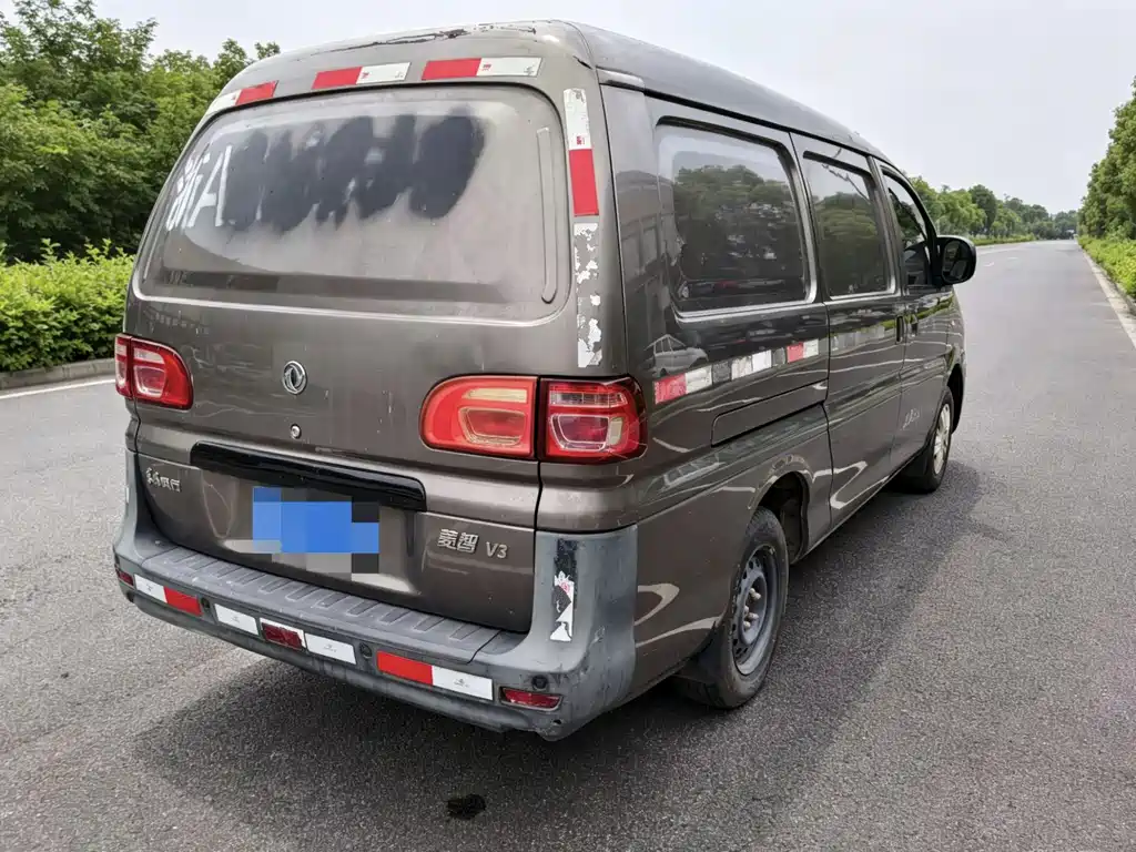 Forthing Lingzhi V3L 1.6L 2 seats Logistics Edition, фото 4