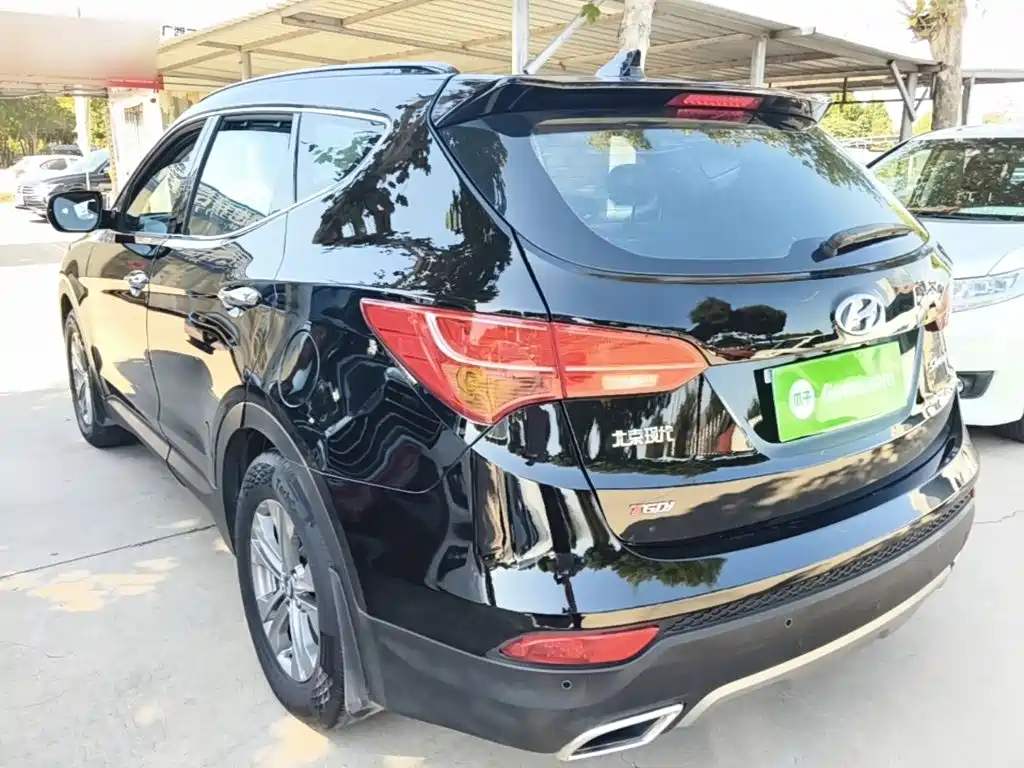 Hyundai Santa Fe — миниатюра 5
