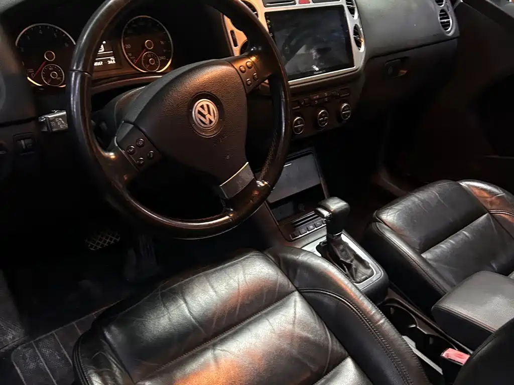 Volkswagen Tiguan — миниатюра 2