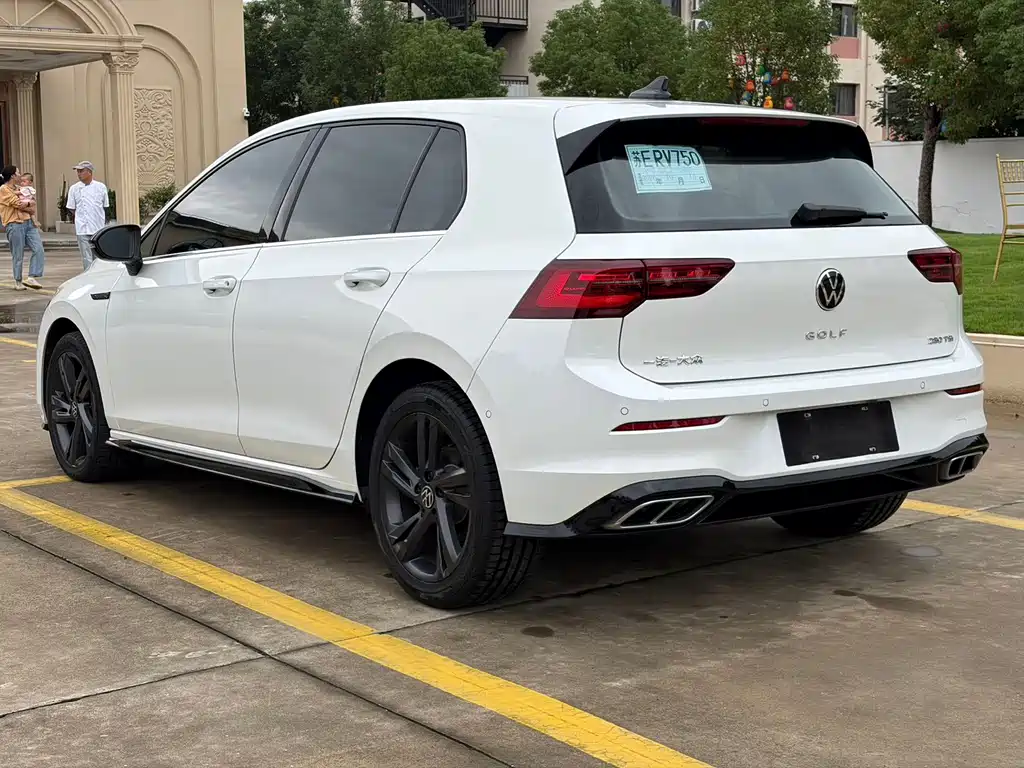 Volkswagen Golf — миниатюра 5