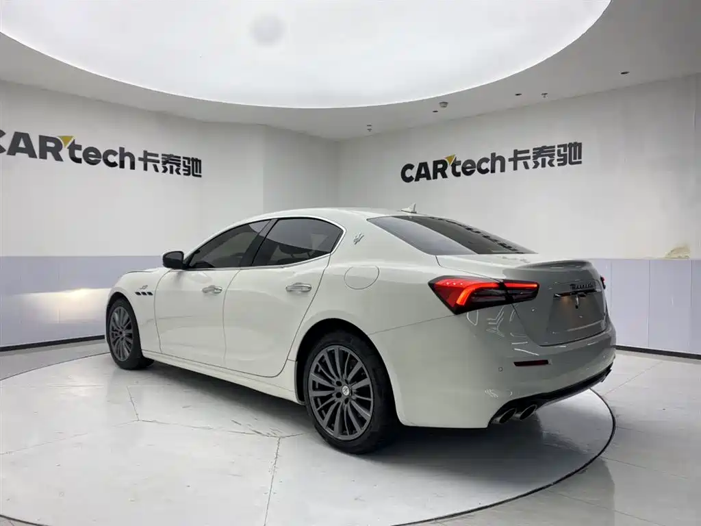Maserati Ghibli 2022 2.0T GT