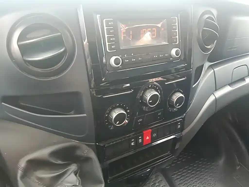 IVECO Ousheng — миниатюра 13