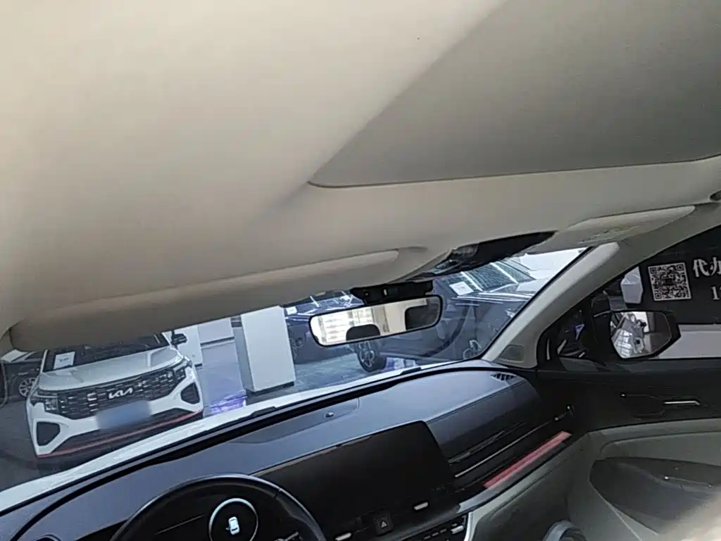 Kia Sportage - фото 18
