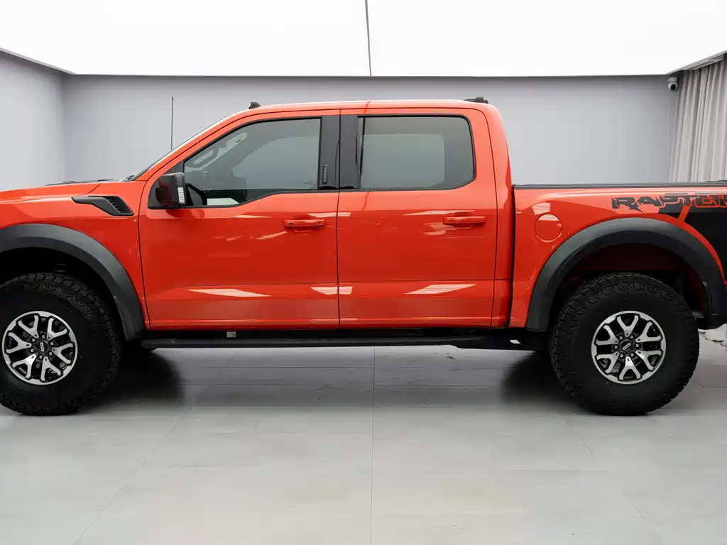 Ford F-150 Raptor — миниатюра 3