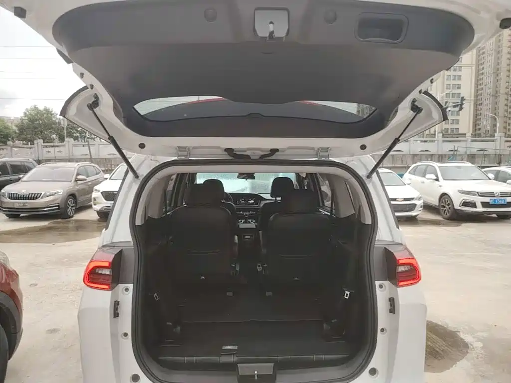GAC Motor Trumpchi M6 — миниатюра 19