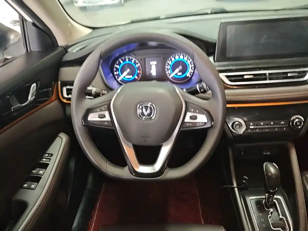 Changan Eado DT — миниатюра 11