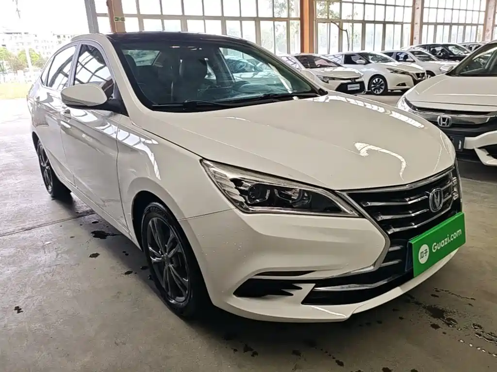 Changan Eado DT — миниатюра 4