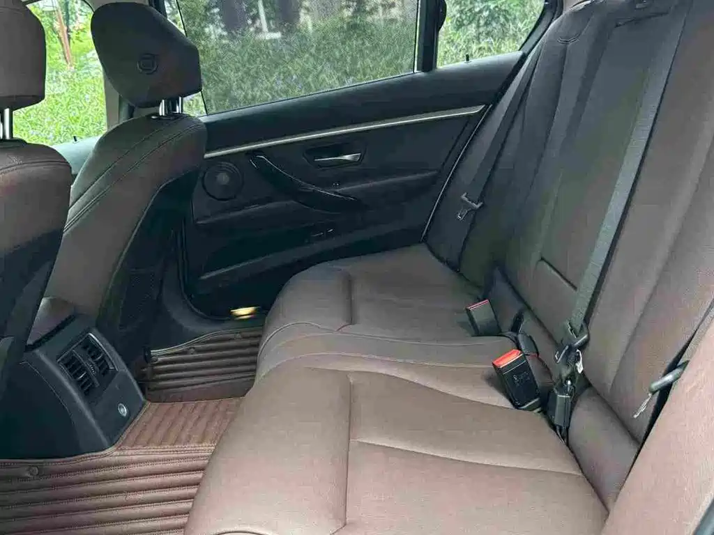 BMW 3 Series — миниатюра 10
