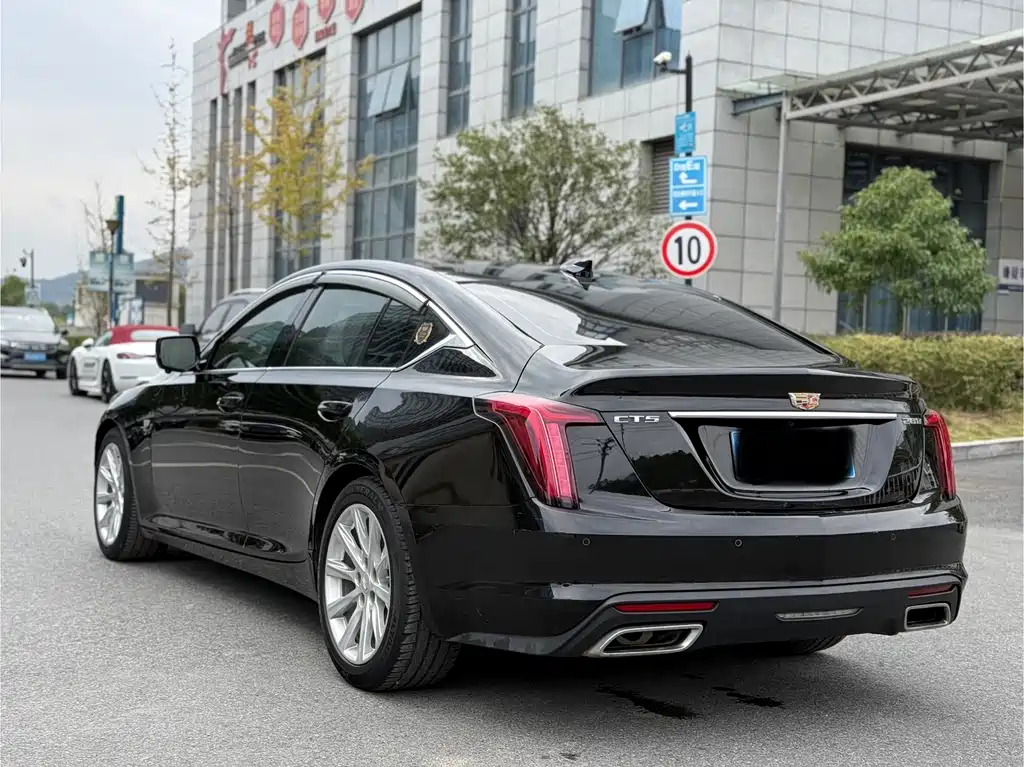 CADILLAC CT5