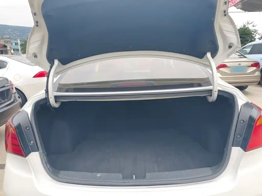 Hyundai Mistra — миниатюра 19
