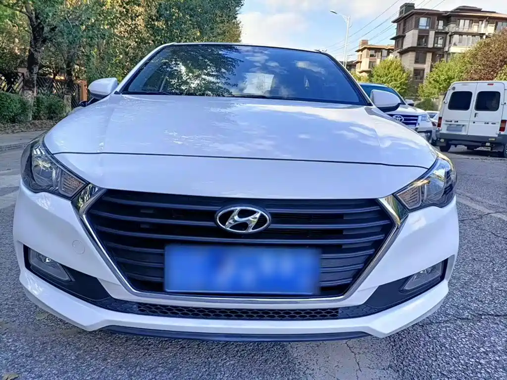 Hyundai Verna — миниатюра 17