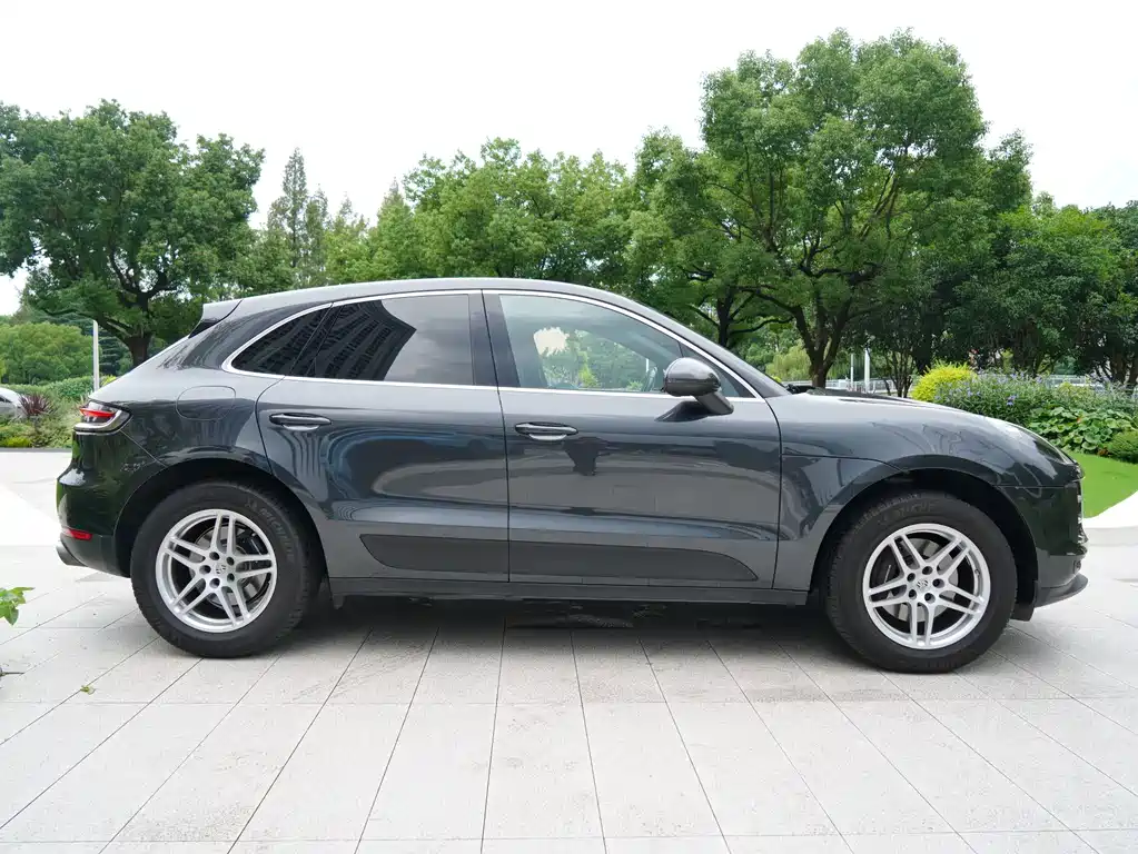 Porsche Macan — миниатюра 6