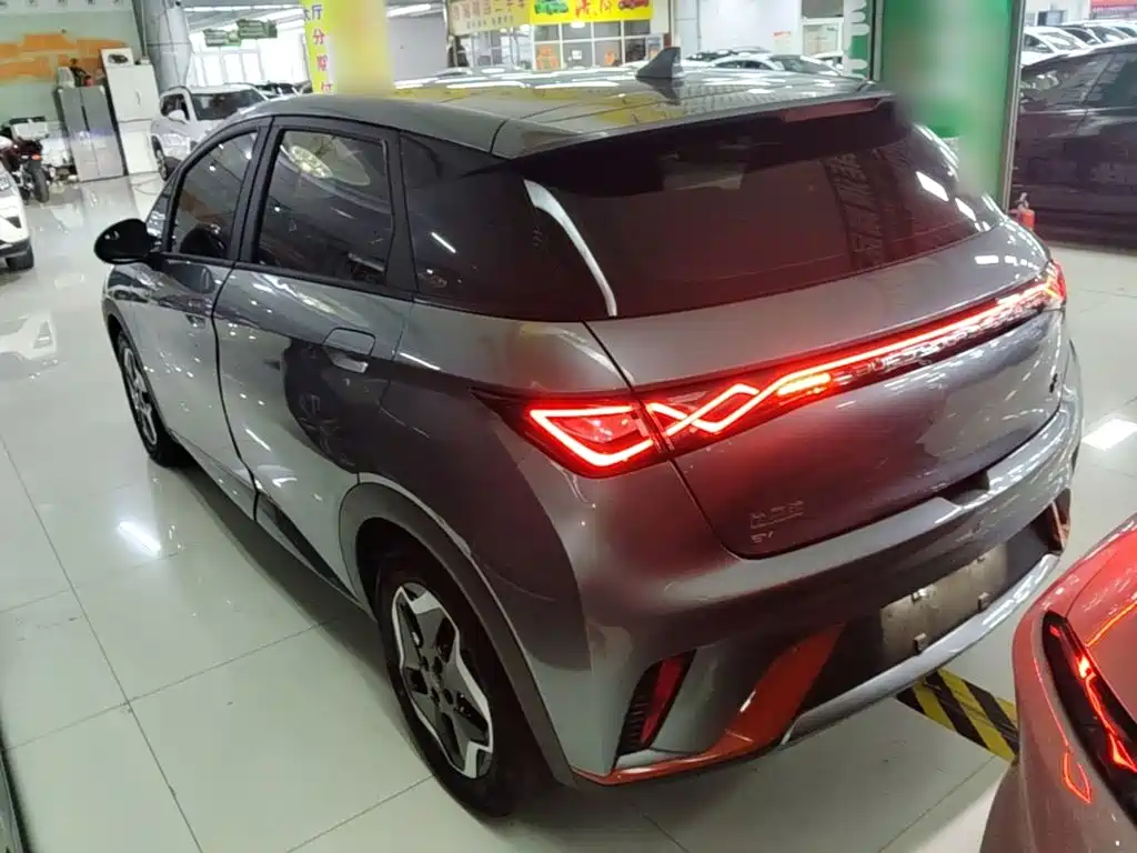 BYD Dolphin — миниатюра 5