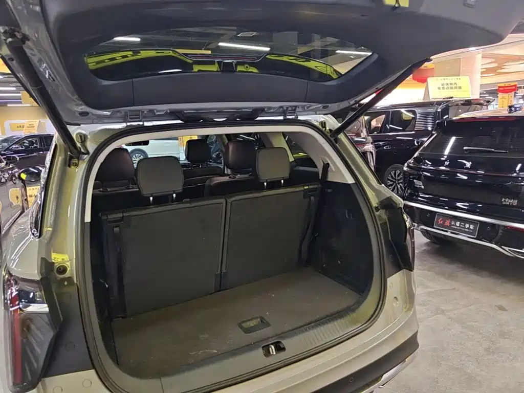 Hongqi Hongqi HS7 PHEV — миниатюра 19