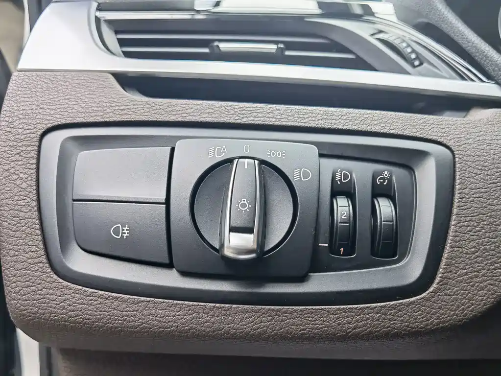 BMW X1 — миниатюра 14