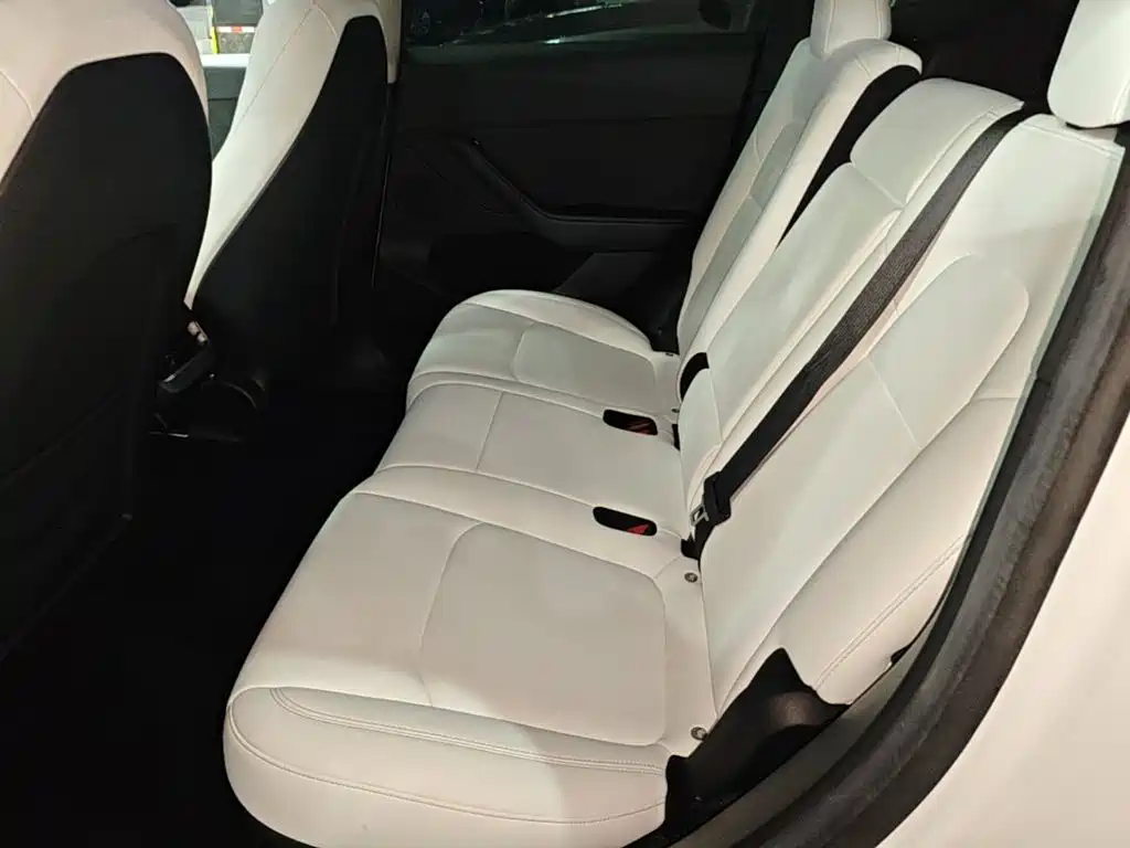 Tesla Model Y — фотографии объявления, Фото 17