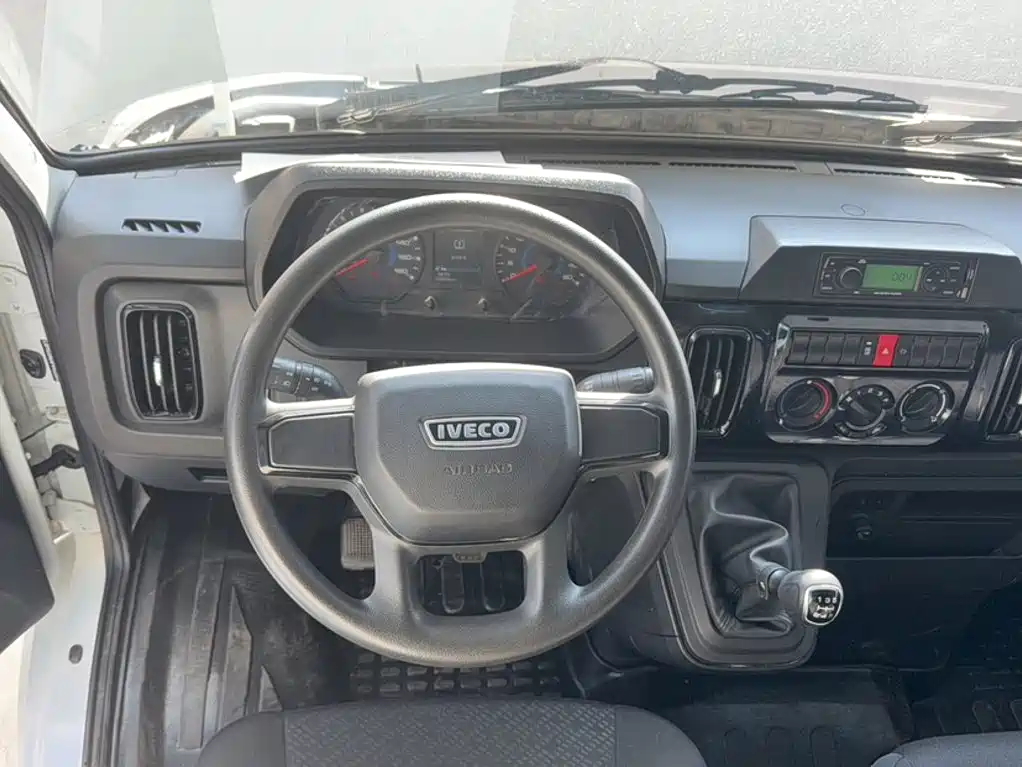 IVECO Daily — миниатюра 3