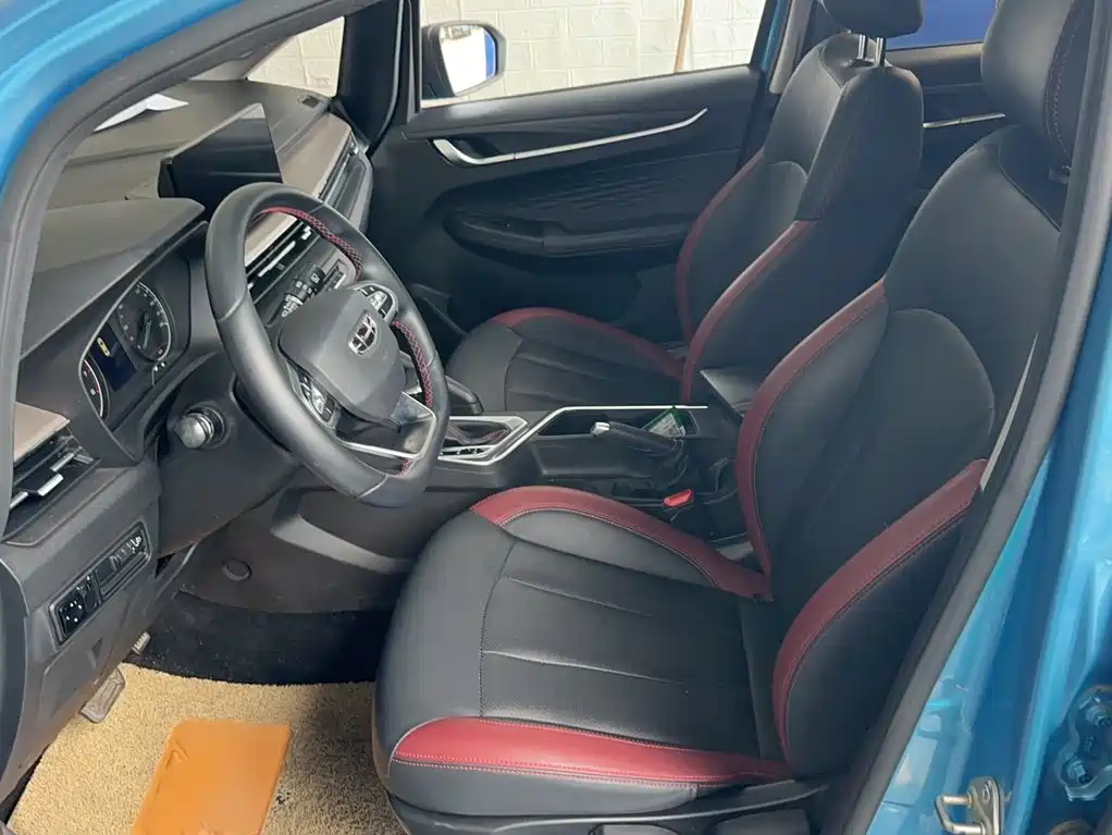 Geely Vision X3 — миниатюра 13