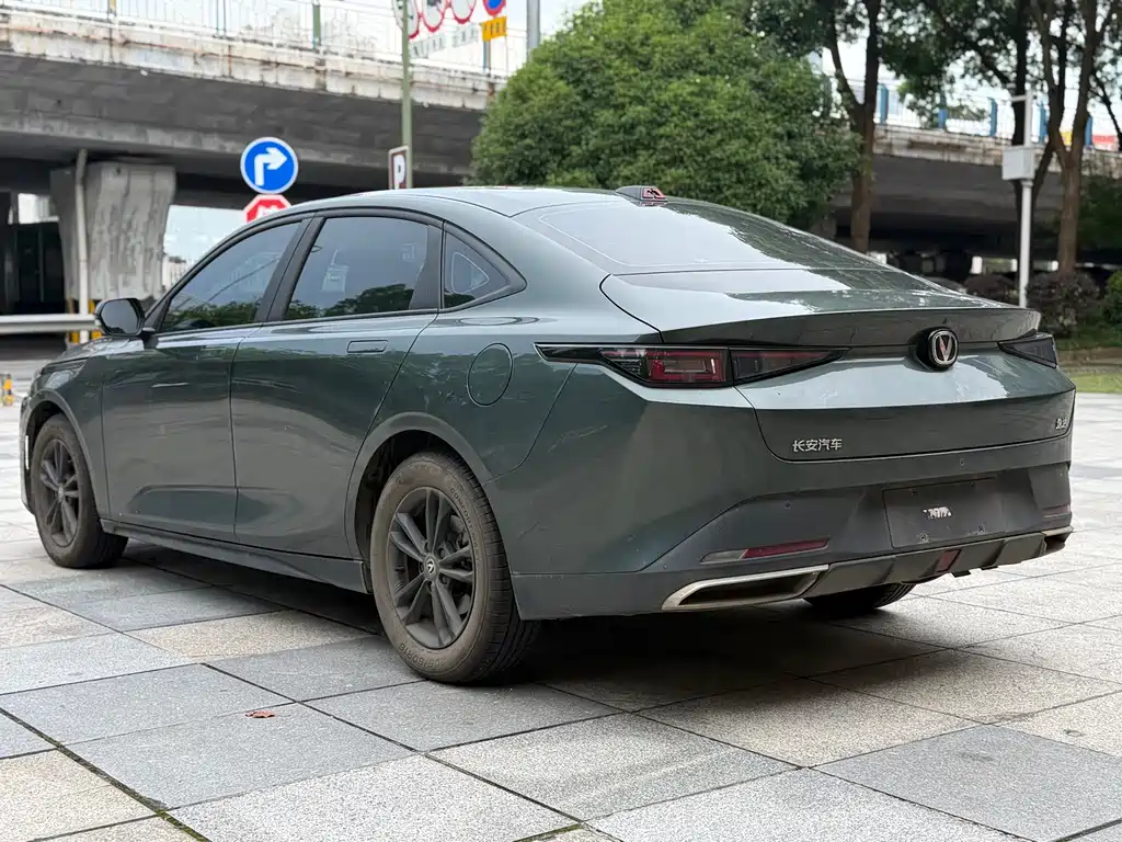 Changan Yida 2023 NE 1.5T GDI DCT Luxury