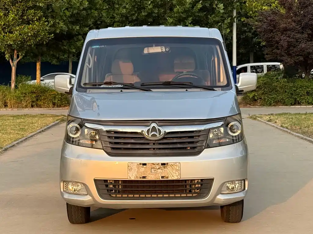 Kaicheng Ruixing M70 — миниатюра 2