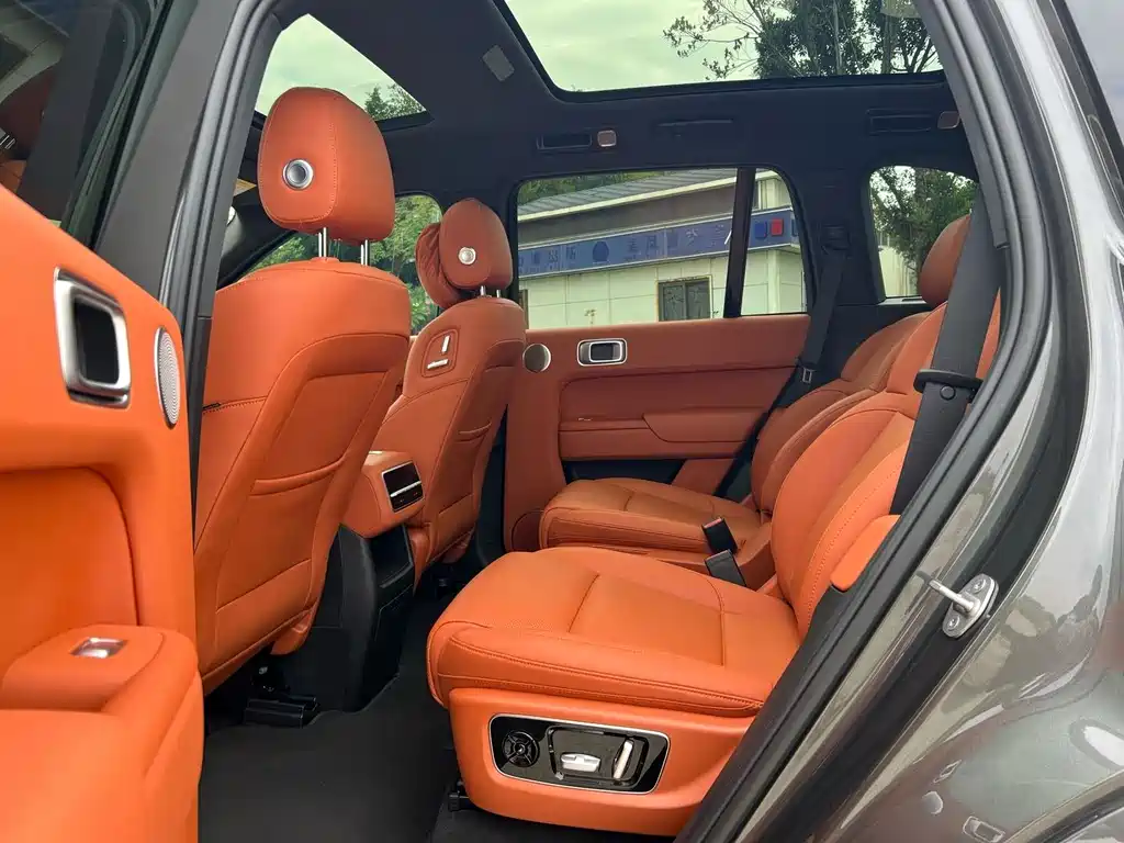 Li Auto Li L8 — миниатюра 8