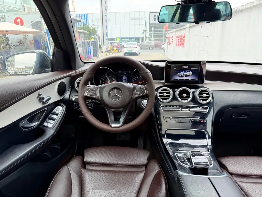Mercedes-Benz GLC — миниатюра 8