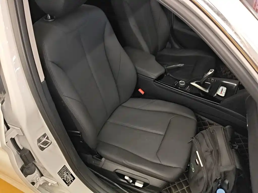 BMW 3 Series — миниатюра 25