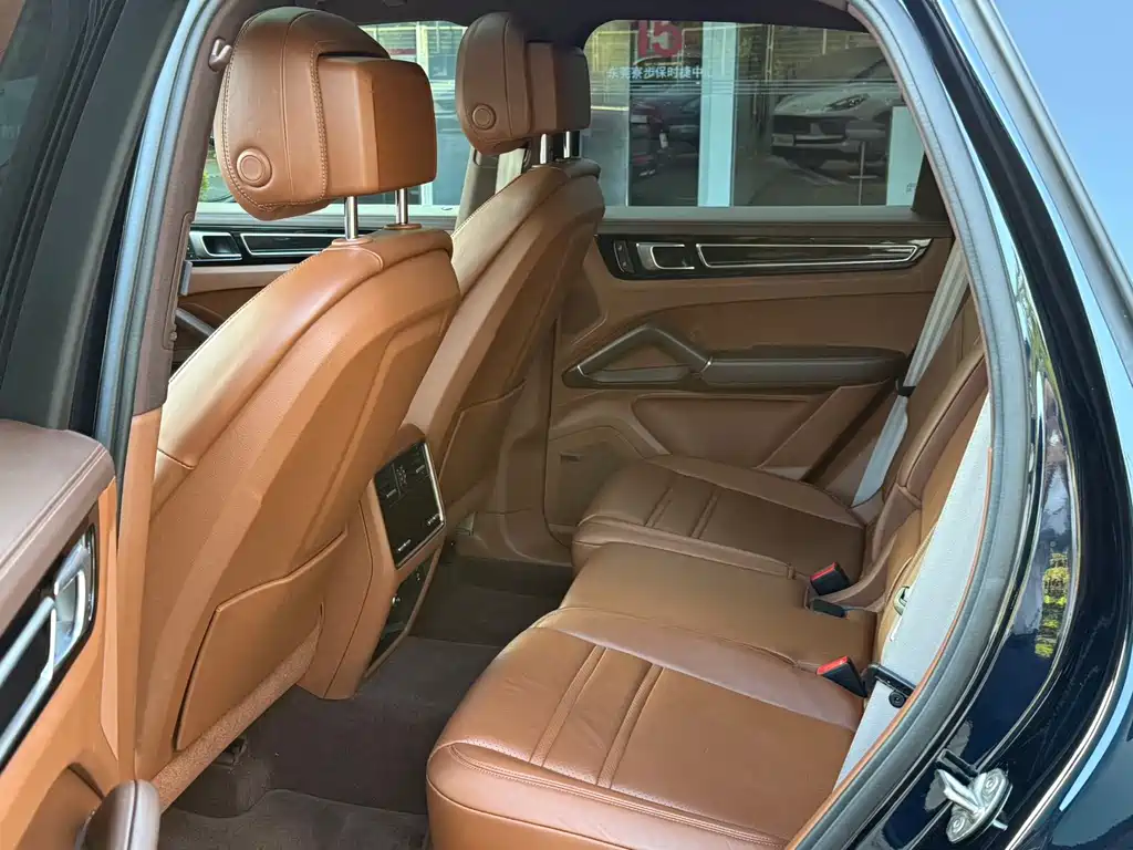 PORSCHE CAYENNE NEW ENERGY