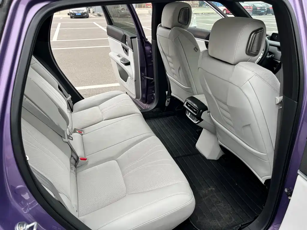 Honda Hiroyo Honda P7 — миниатюра 12