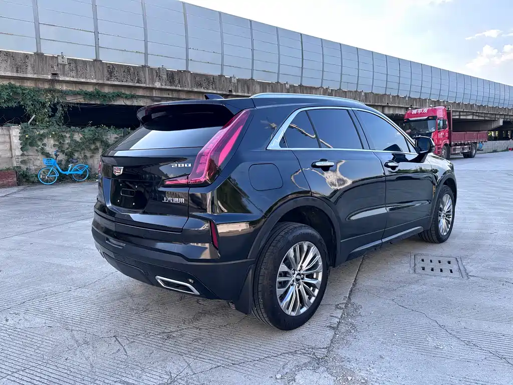 Cadillac XT4 — миниатюра 9