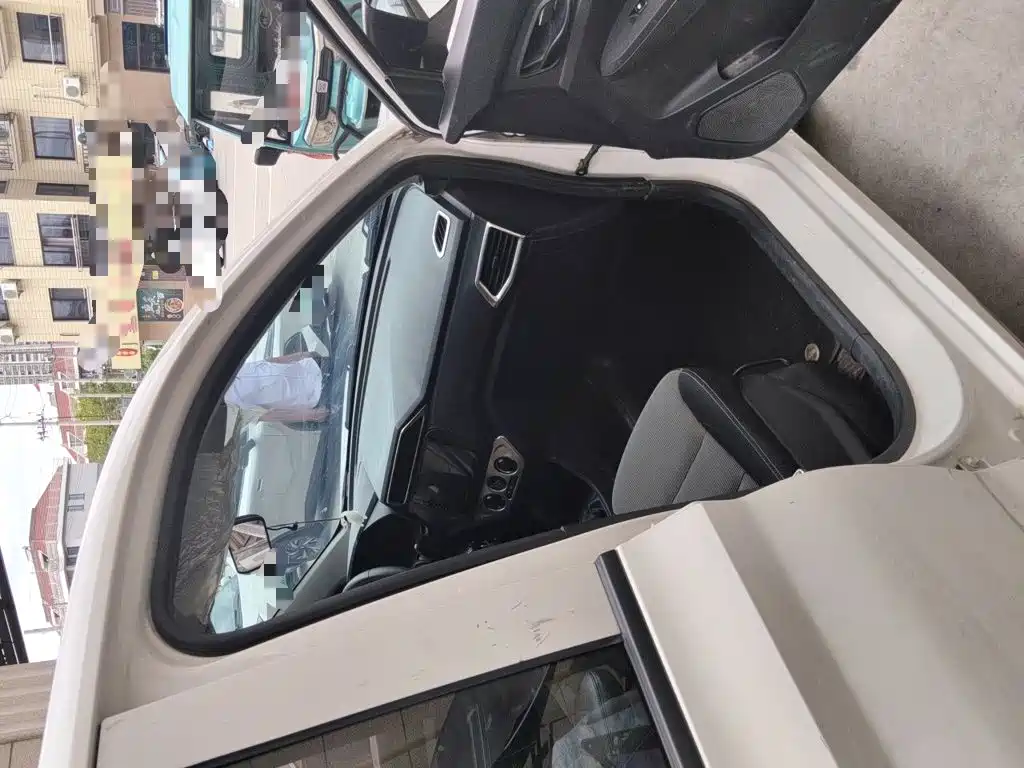 Wuling Hongguang — миниатюра 18