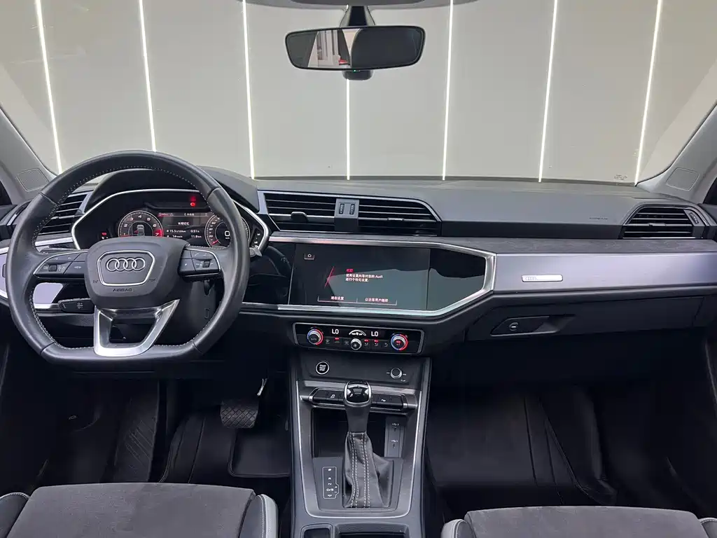 Audi Q3 — миниатюра 6