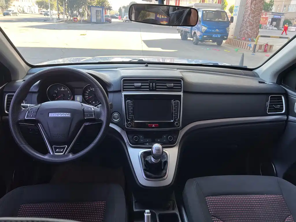 Haval M6 — миниатюра 6