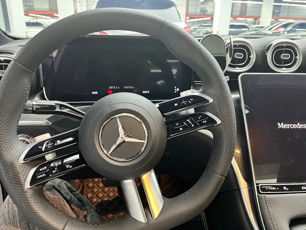 Mercedes-Benz C-Class — миниатюра 7