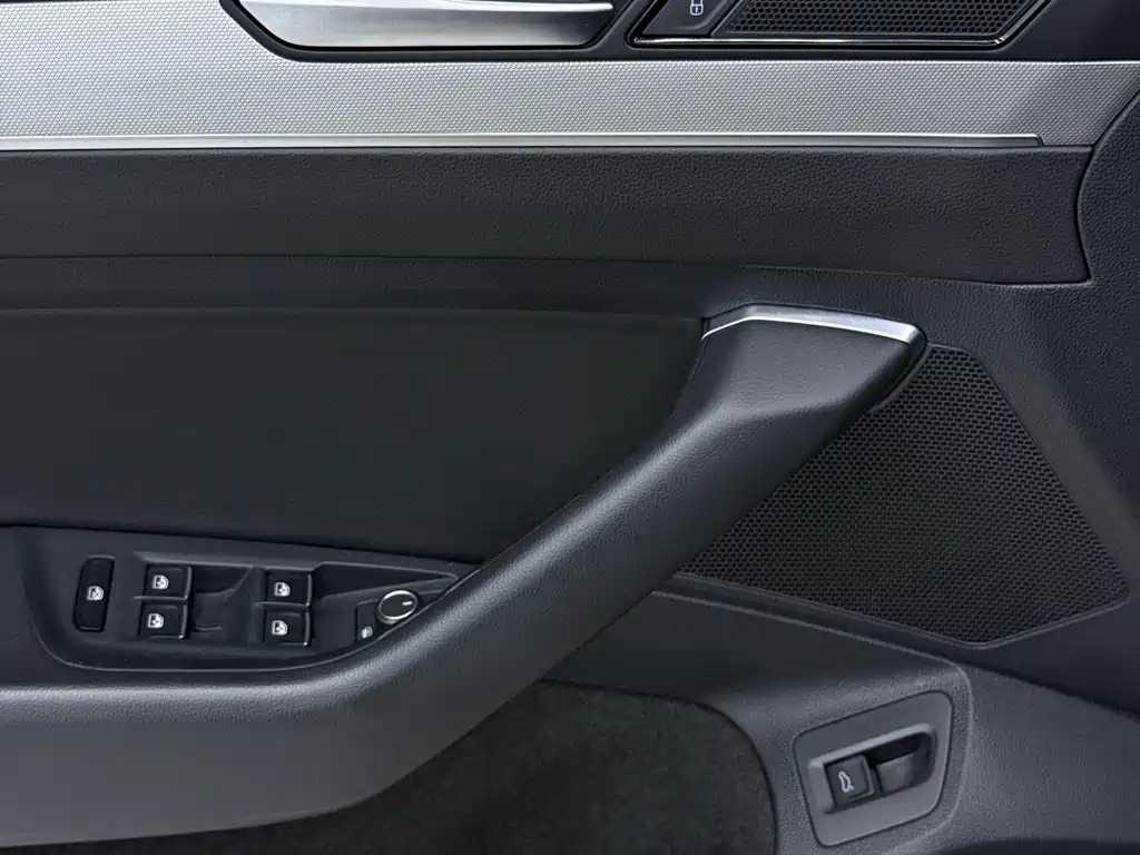 Volkswagen Magotan — миниатюра 7