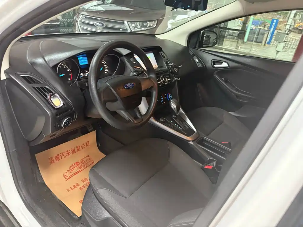 Ford Focus — миниатюра 4