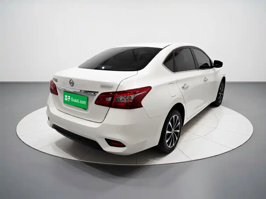 Nissan Sylphy — миниатюра 6