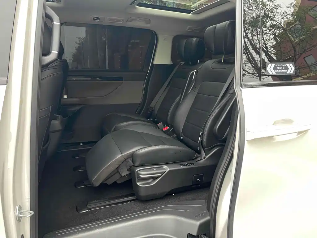 GAC TRUMPCHI E8 NEW ENERGY