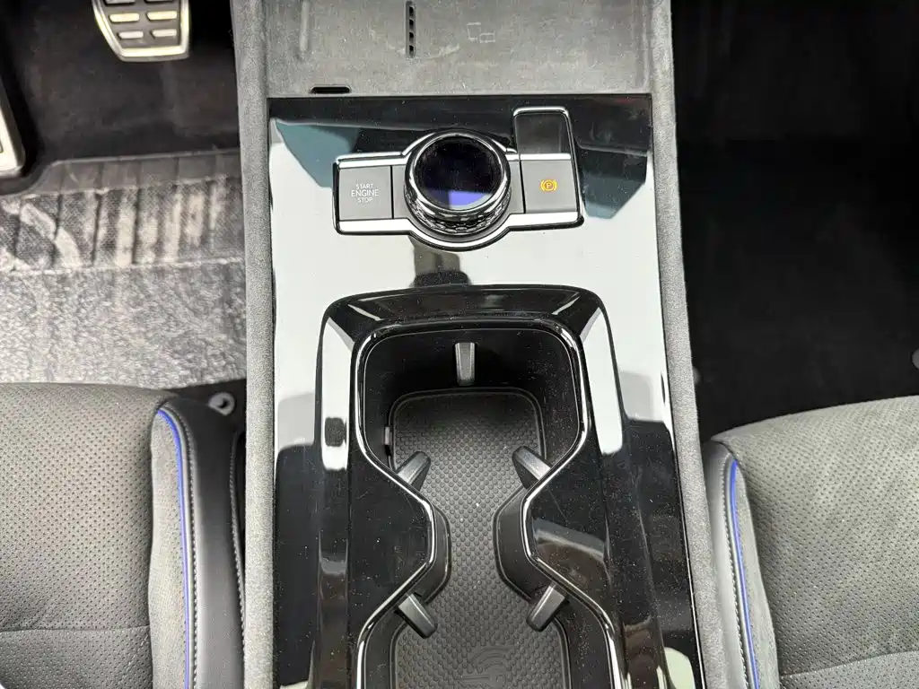 Volkswagen Tiguan L — миниатюра 13