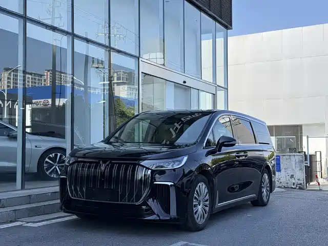 VOYAH LANTU DREAMER 2024