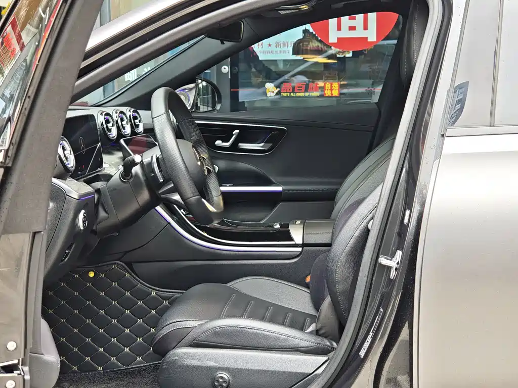 MERCEDES-BENZ C CLASS