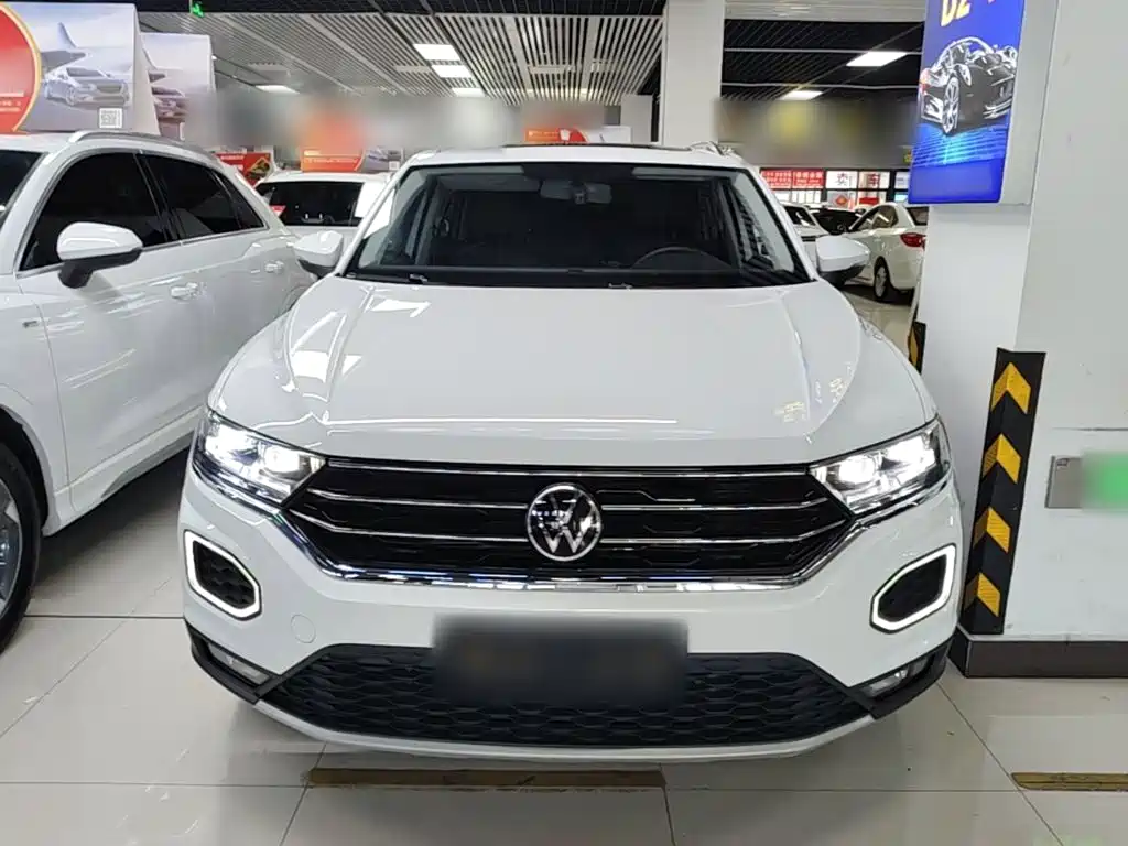 Volkswagen T-Roc — миниатюра 3