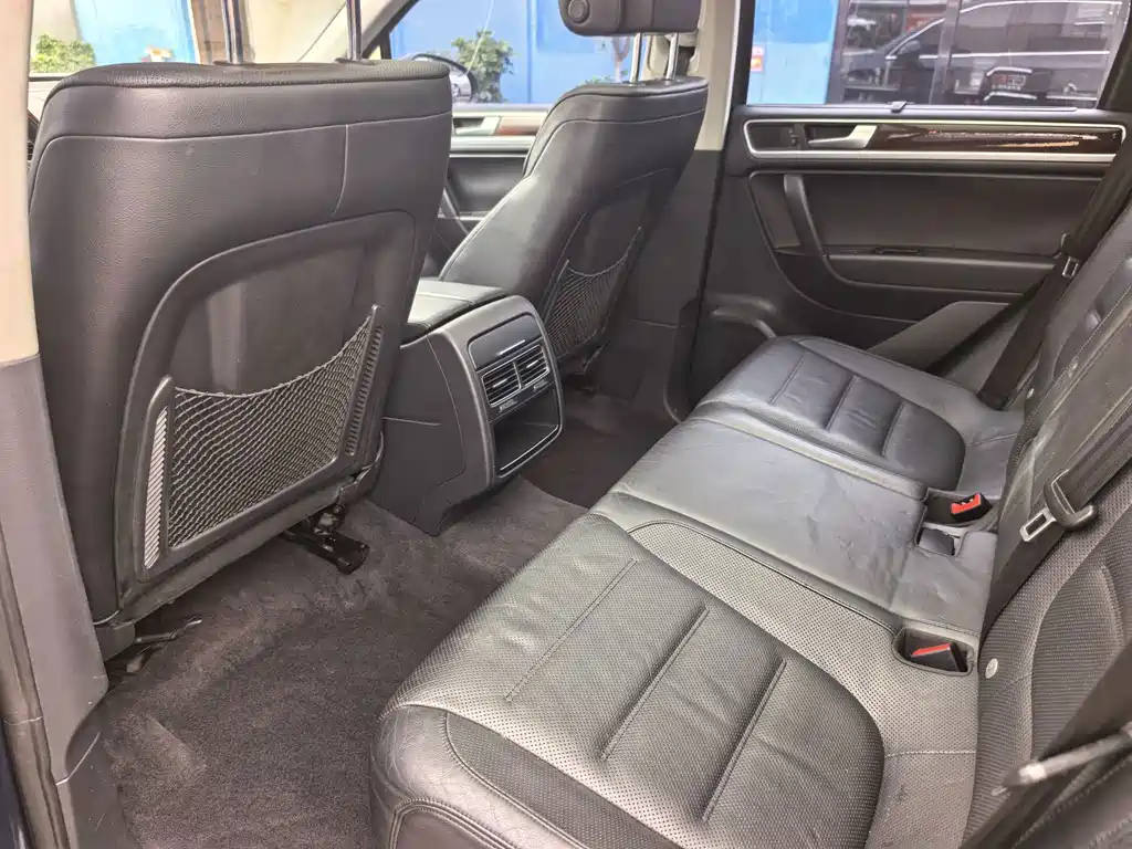 Volkswagen Touareg — миниатюра 12