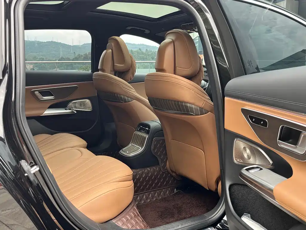 Mercedes-Benz E-Class — миниатюра 24