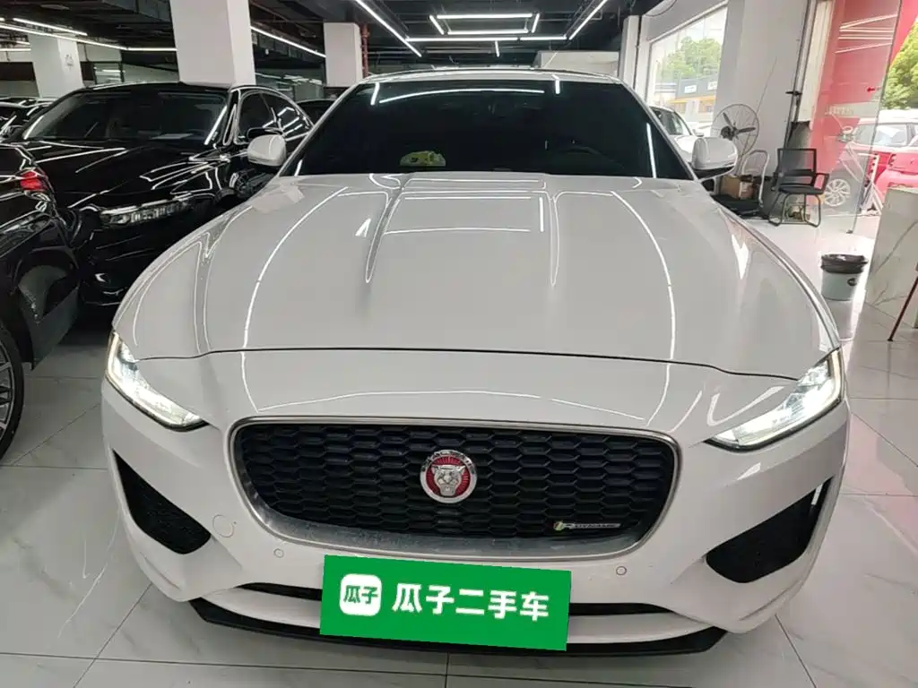Jaguar XEL — миниатюра 3
