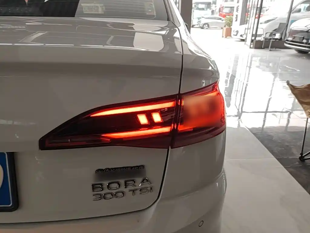 Volkswagen Bora — миниатюра 8