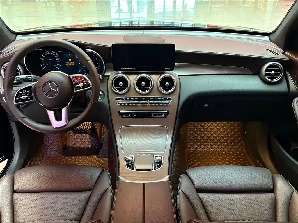 Mercedes-Benz GLC 2022 GLC 300 L 4MATIC